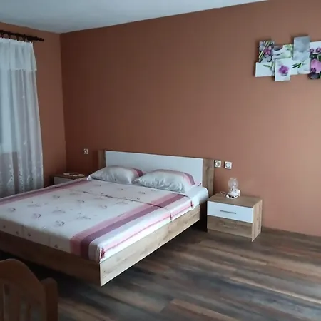 Jadro Διαμέρισμα Kali